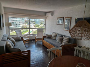 Apartamento en Torre Del Plata II